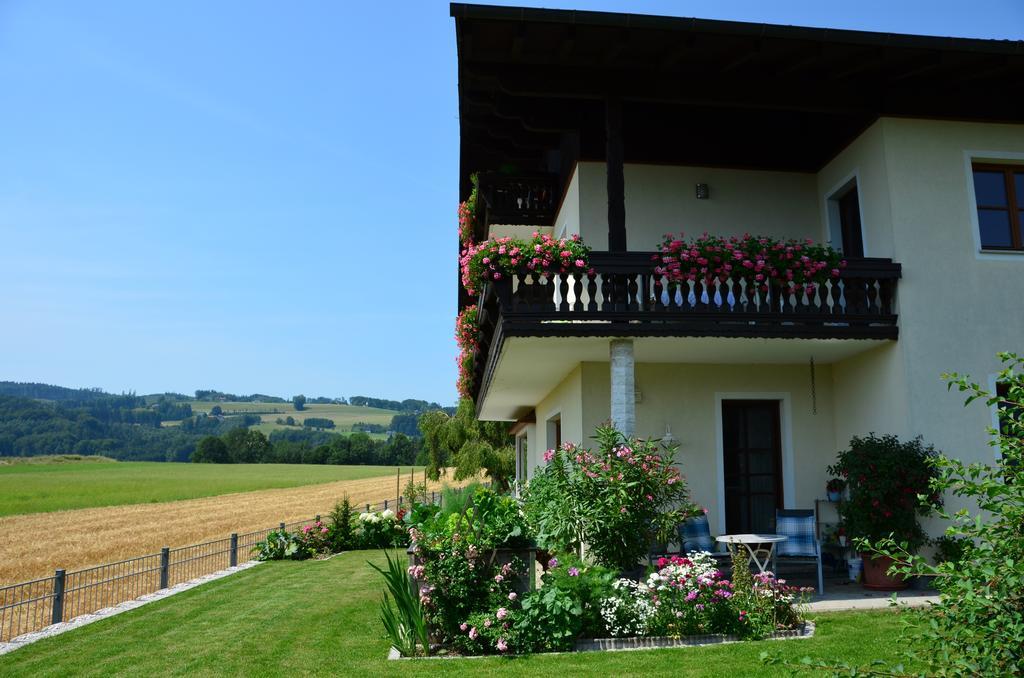 Haus Gruber Hotel Attersee Luaran gambar